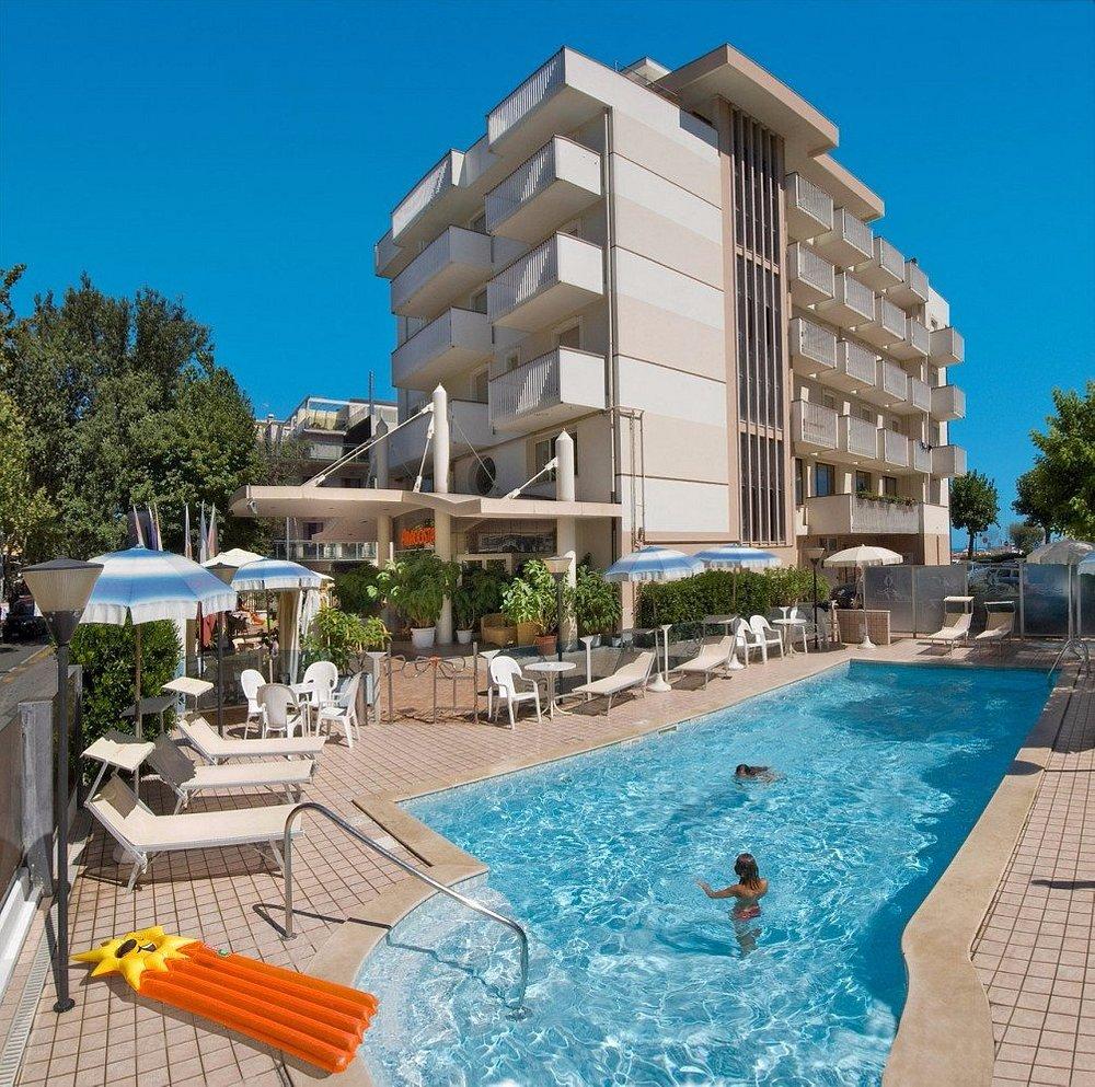 Hotel Aragosta Rimini Exterior foto
